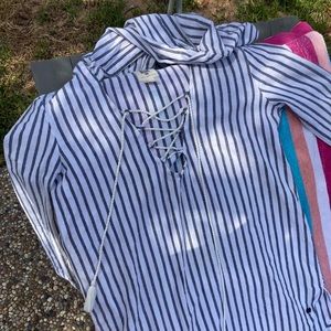 Billabong coverup Sz Small